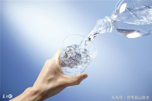 水污染你无法控制 但是饮用水的安全你可以做主