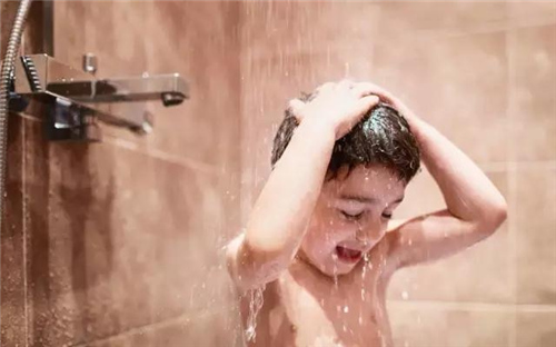 净水设备的“水效”和“废水比”都是啥？有什么区别？