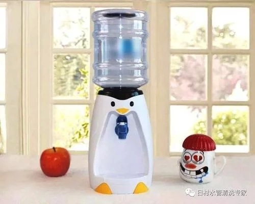 饮水机三个月没有清理？你喝的可能是“细菌汤”