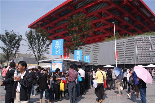 立升公共直饮水 为当地市民和游客备上一杯健康直饮水