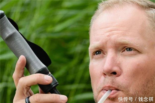 众筹排行榜可作净水器使用的登山杖 户外徒步人士最需要