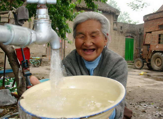 下乡推销净水器 为什么不少人上当？揭秘净水背后骗局的真相