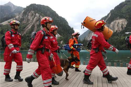 灾民现状如何？地震后九寨沟用水是否安全？