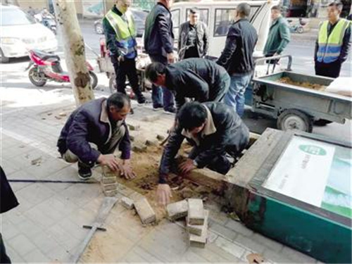 郑州153处直饮水站违法户外广告全拆除