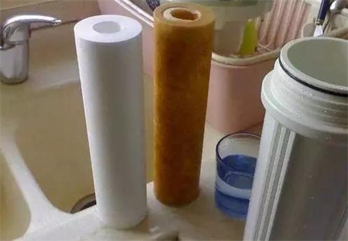 家里到底有没有必要安装净水器？你还在纠结吗？