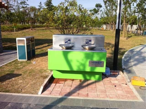 立升公共直饮水 为当地市民和游客备上一杯健康直饮水