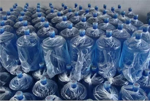 每天喝水8杯才健康吗 这些饮水误区要知道