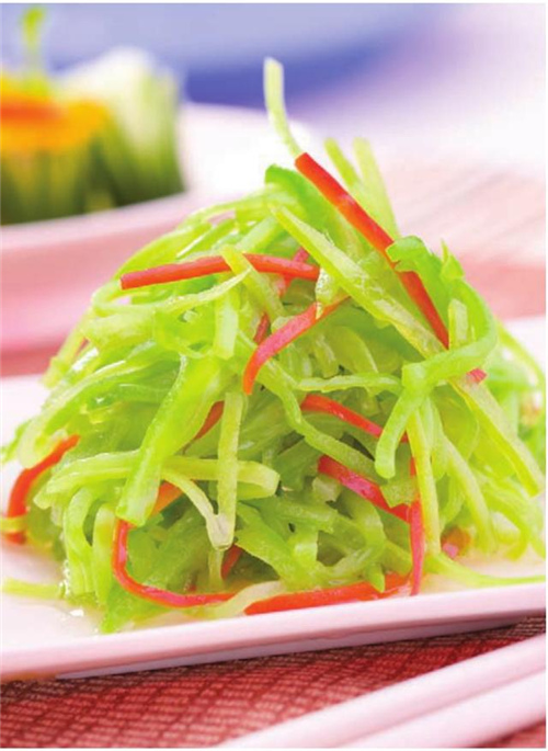 美国专家罗伯逊博士指出 饮水可以排除脂肪