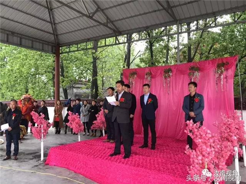 社会人士反哺家乡 捐赠价值20万元净水设备一套