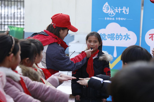 从在乎到净水 从心动到行动——净水计划走进汝阳