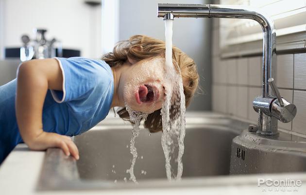 家里水质太差 如何选购净水器？
