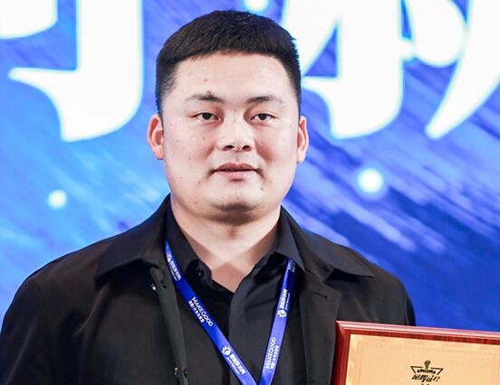 恭喜“KRULL克鲁尔”荣获2022年中国健康环境电器产业峰会产品设计创新奖
