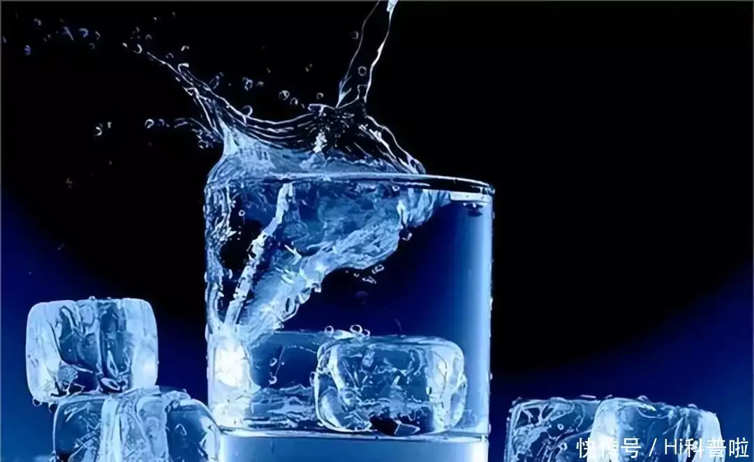 惊人研究揭示：饮水与衰老之间的惊人关联