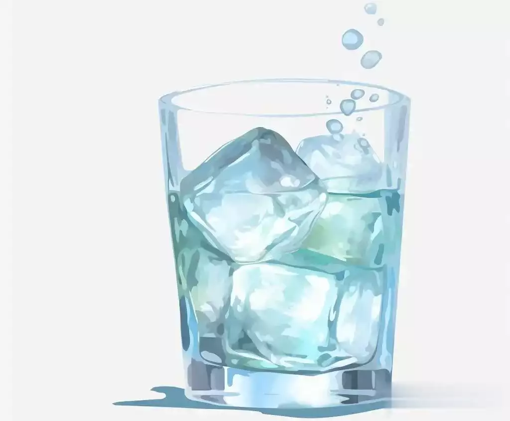 夏季饮水指南：何时补水最适宜？掌握正确的喝水时机