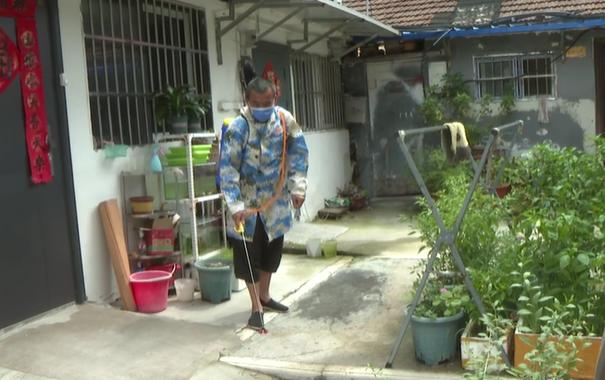 这种水千万别用 请直接倒在地上！（不要倒进下水道）
