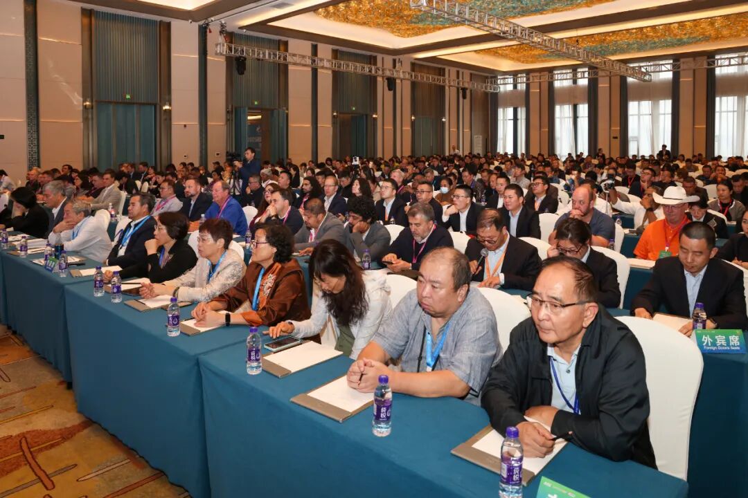 廿五同行际 润毓新景来！2025润新公司成立二十五周年庆典暨新产品技术交流会顺利举办