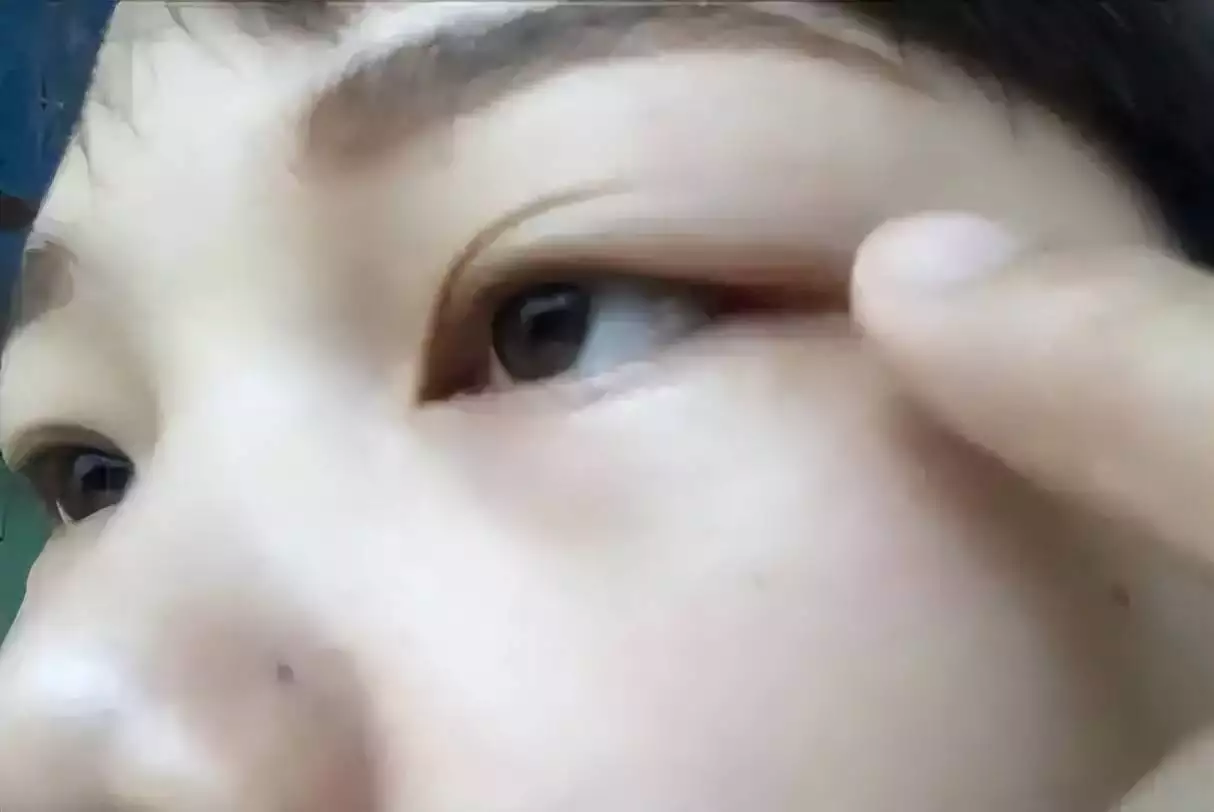 睡前大量饮水的潜在健康风险