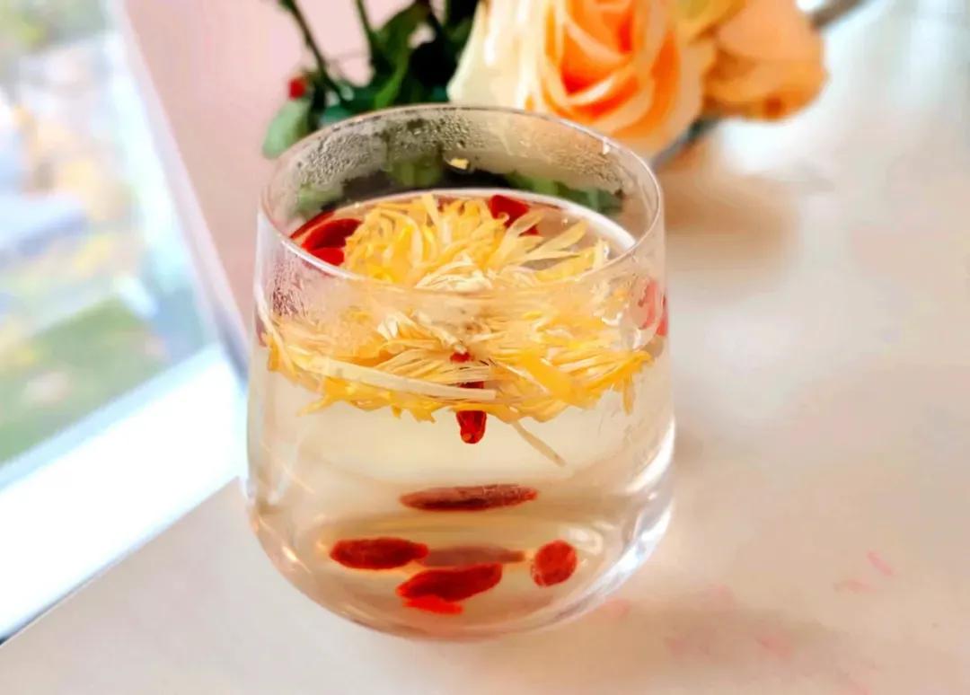 喝水就是最简单的“养生方”！身体“喊渴”的5个信号